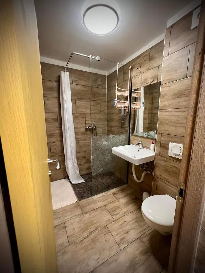 Apartman Cvjetni Njivice