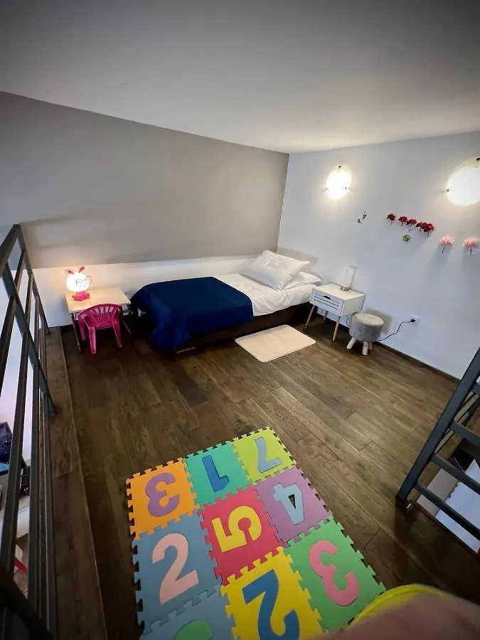 Apartman Cvjetni Njivice Apartment
