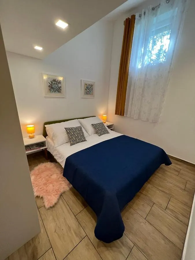 Apartment Apartman Cvjetni Njivice