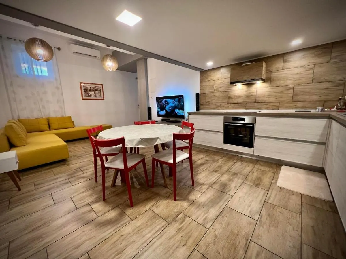 Apartment Apartman Cvjetni Njivice