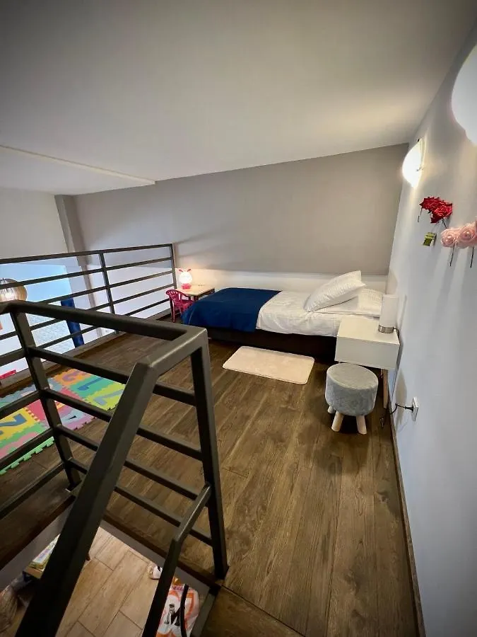 Apartment Apartman Cvjetni Njivice