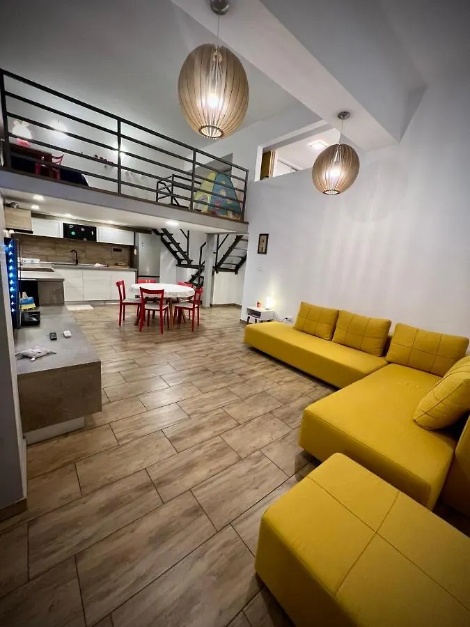 Apartman Cvjetni Njivice Croatia